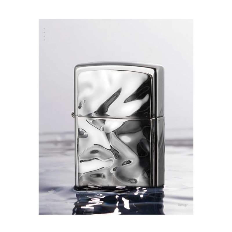 فندک Zippo (زیپو) موج کروم مدل Wave Chrome | فندک فلزی با طراحی موجی شکل | فندک اصلی با سطح کروم براق | فندک قابل پر کردن مجدد | مناسب برای استفاده روزمره و مجموعهداری — تصویر ۴