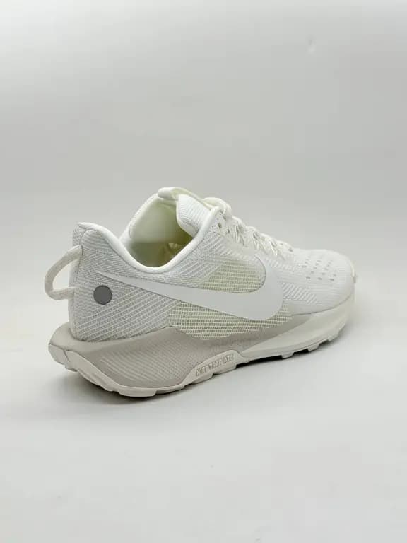 کفش نایک پگاسوس تریل فایو سفید white nike pegasus tril 5 shoes — تصویر ۶