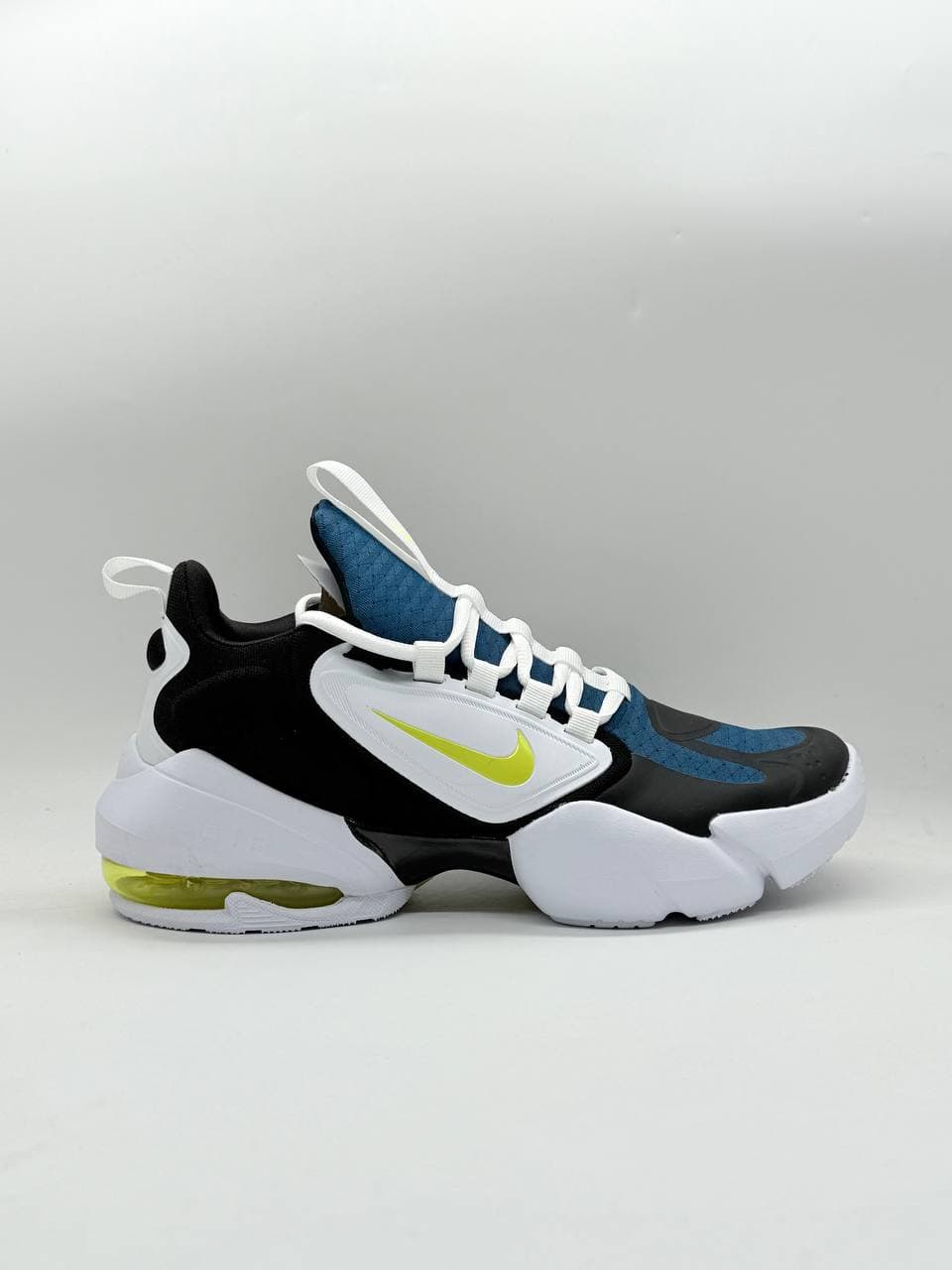 کتونی نایک ایرمکس آلفا ساواچ سفید آبی Nike Air Max Alpha Savage White Blue