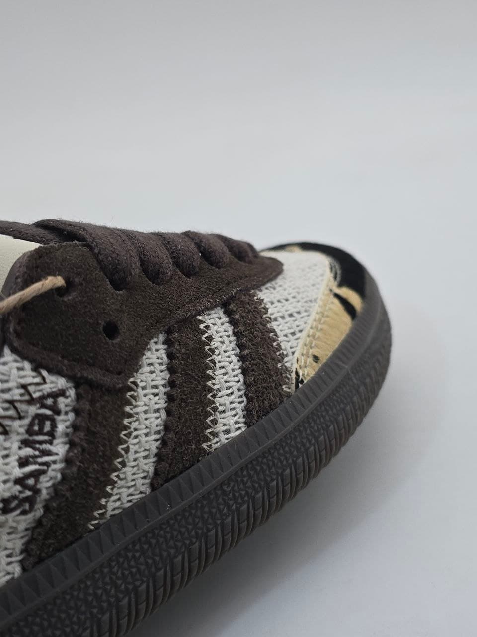 کتونی آدیداس سامبا مشکی قهوه ای Adidas Samba black brown sneakers — تصویر ۶