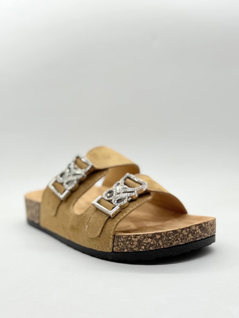 دمپایی دو بند قهوه ای brown double-strap slippers — تصویر ۲