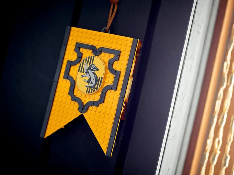 لگو هری پاتر پرچم هافلپاف | LEGO Harry Potter Hufflepuff — تصویر ۴
