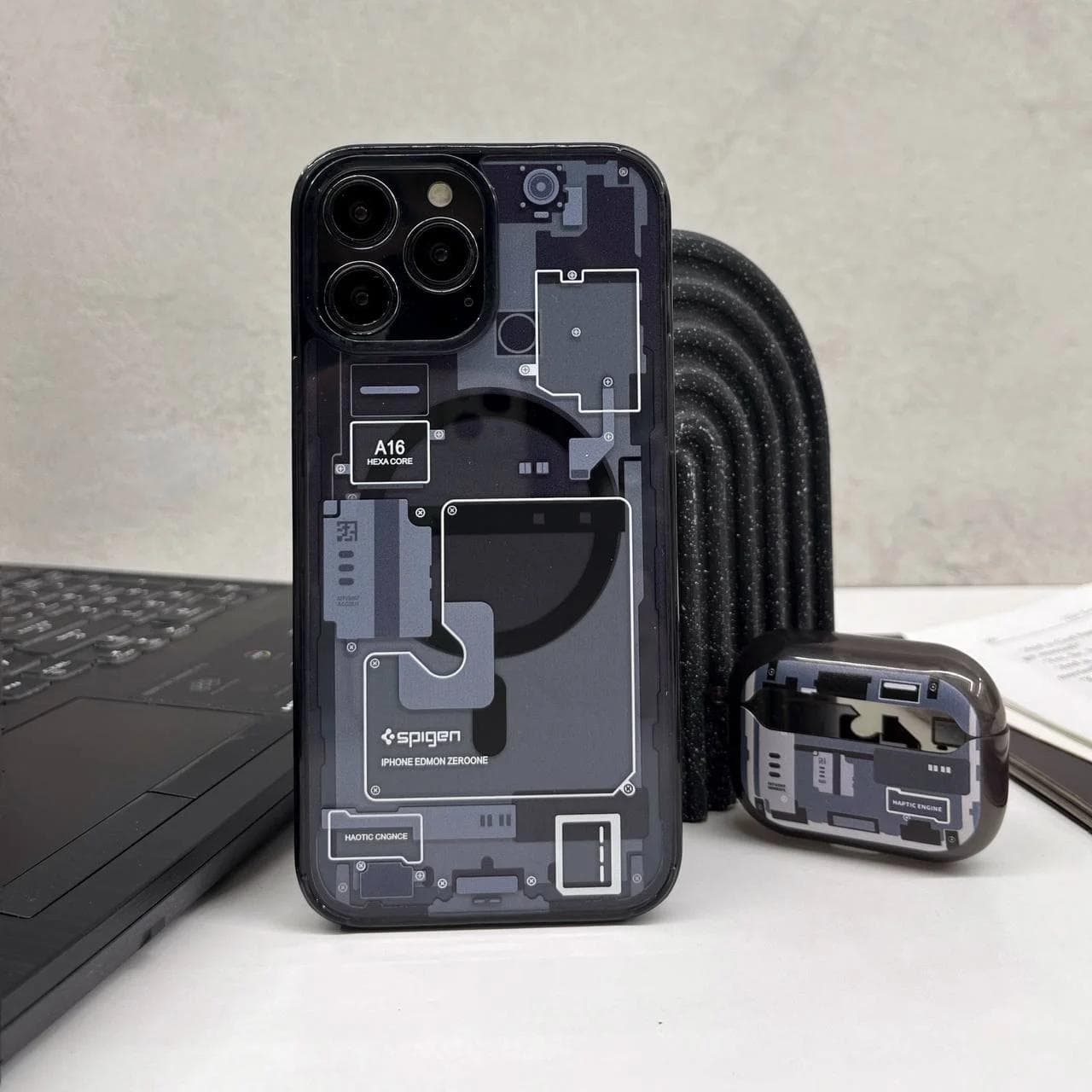 قاب اسپایژن طرح مدرن Spigen گوشی آیفون 11 پرومکس