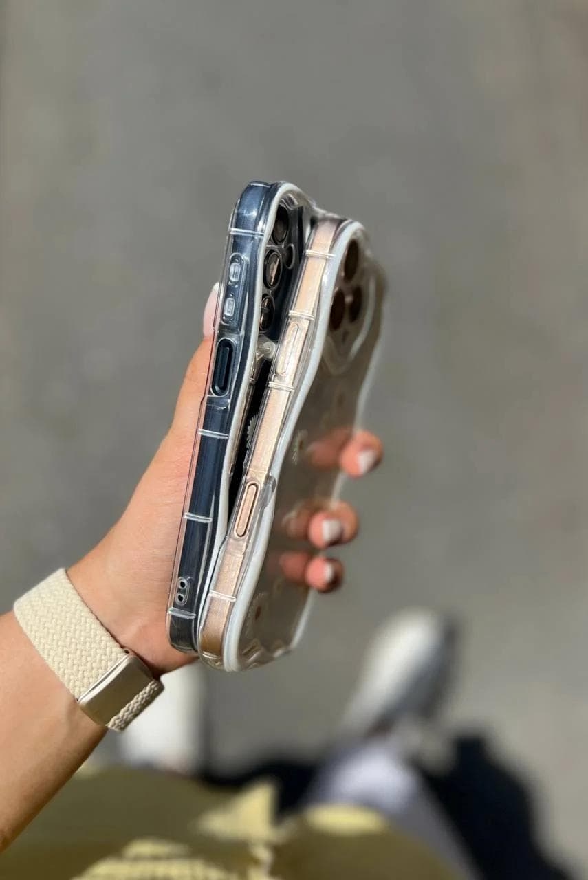 قاب شفاف طرح گل بابونه 🌼 با بند ست گوشی آیفون 13 پرو — تصویر ۳