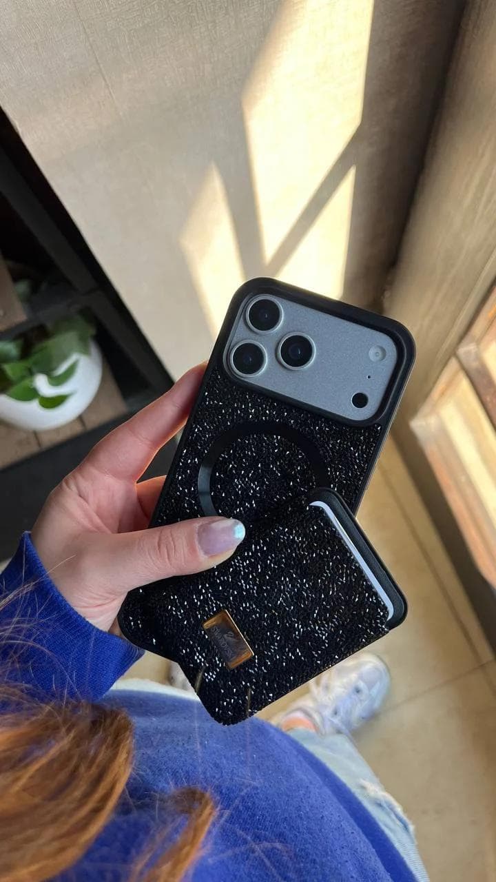 قاب سوارسکی جاکارتی دار اورجینال گوشی آیفون 17 پرومکس — تصویر ۳