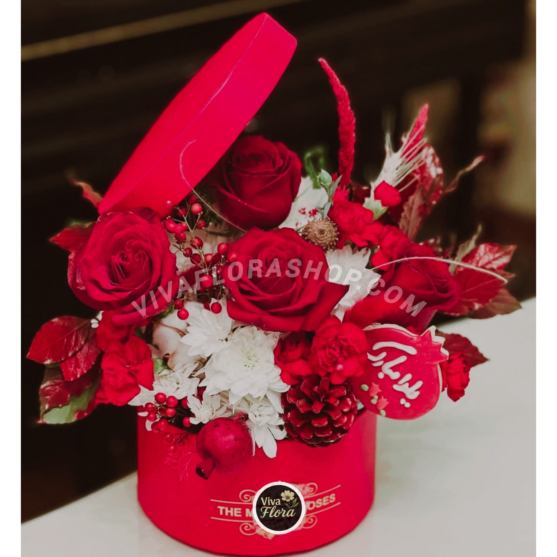 باکس گل یلدای مخملی