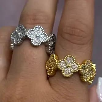 انگشتر زنانه و دخترانه آبکاری نقره طرح گل ونکلیف VanCleef فری سایز رنگ ثابت کد agy