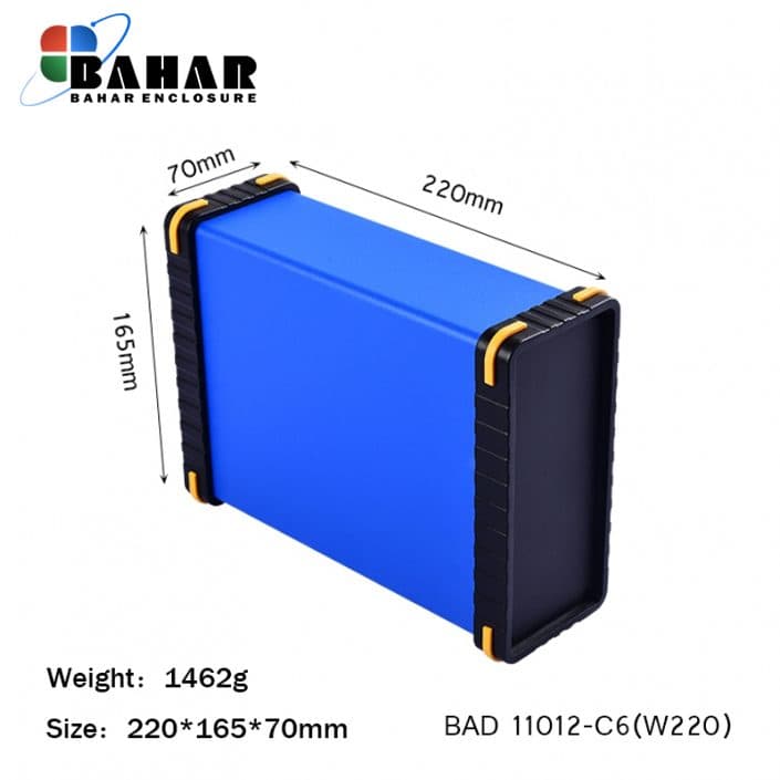 BAD 11012-C6(W220) جعبه آلومینیومی با پانل پلاستیکی