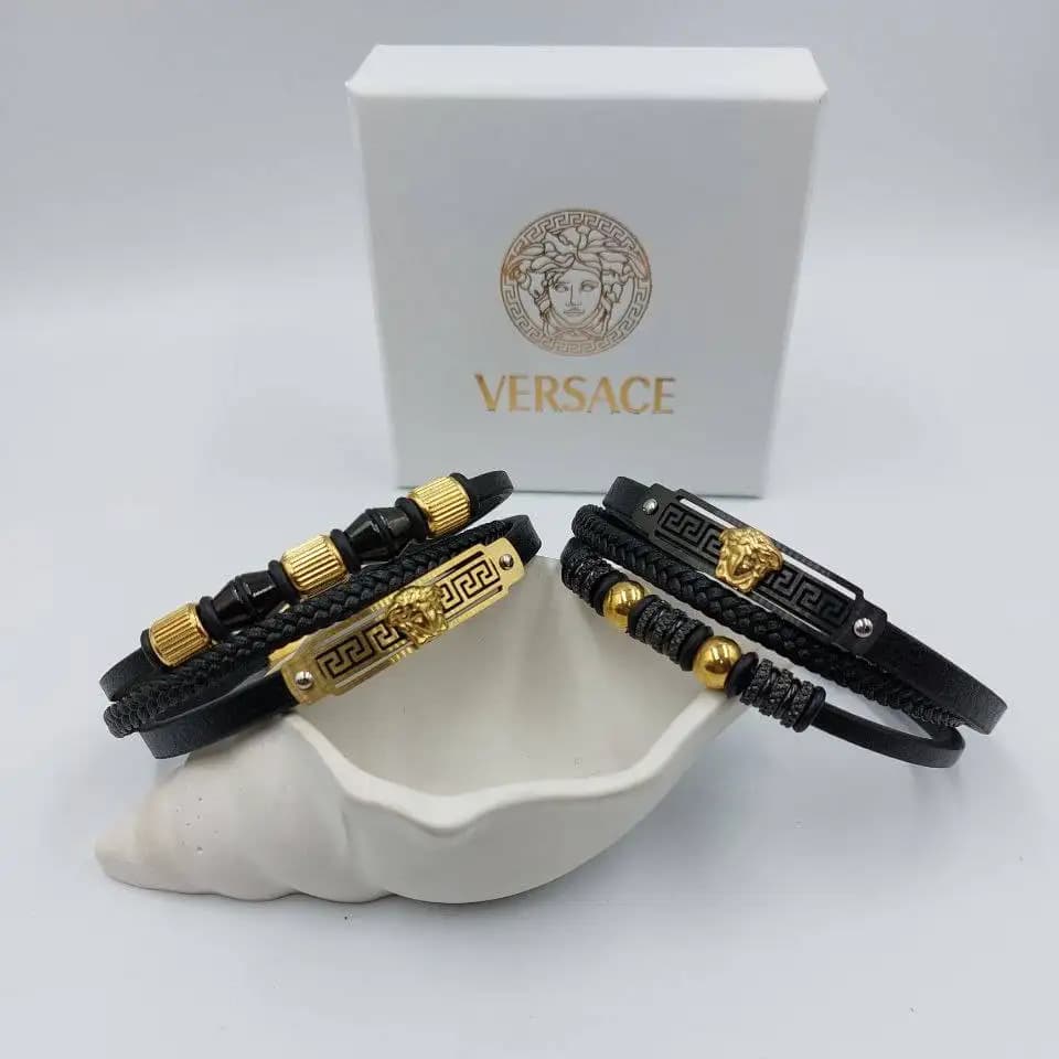 دستبند مردانه چرم و پلاک استیل مدل ورساچ VERSACE سه لاین رنگ ثابت کد amp — تصویر ۲