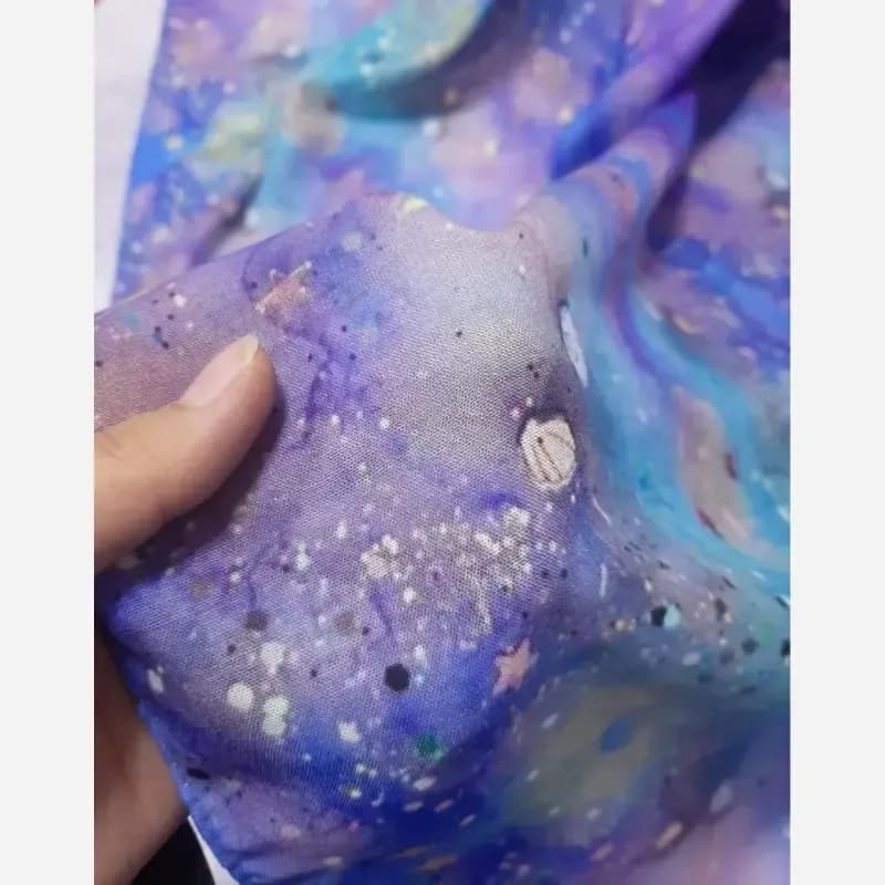 روسری نخ کاستوم طرح ساحل سایز 140 دور چرخ دوز — تصویر ۵
