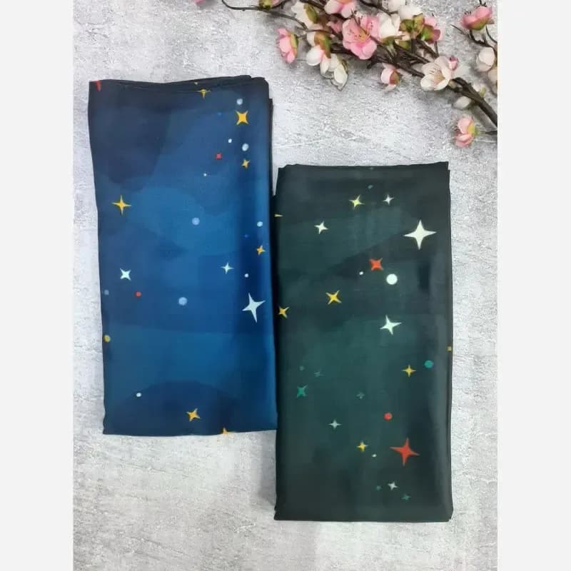 روسری نخی کاستوم طرح ستاره شب سرمه ای قواره بزرگ 140*140 دور دوخت — تصویر ۷