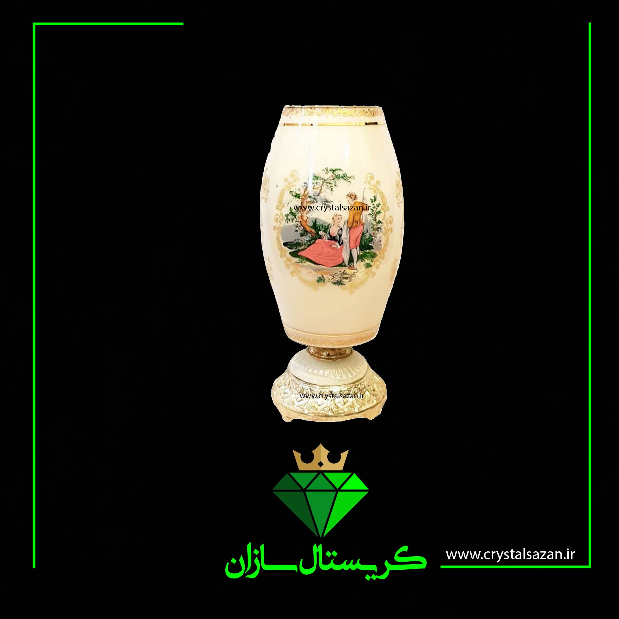 گلدان بلند مدل رومنس کریستال سازان شیری رنگ کد G1212