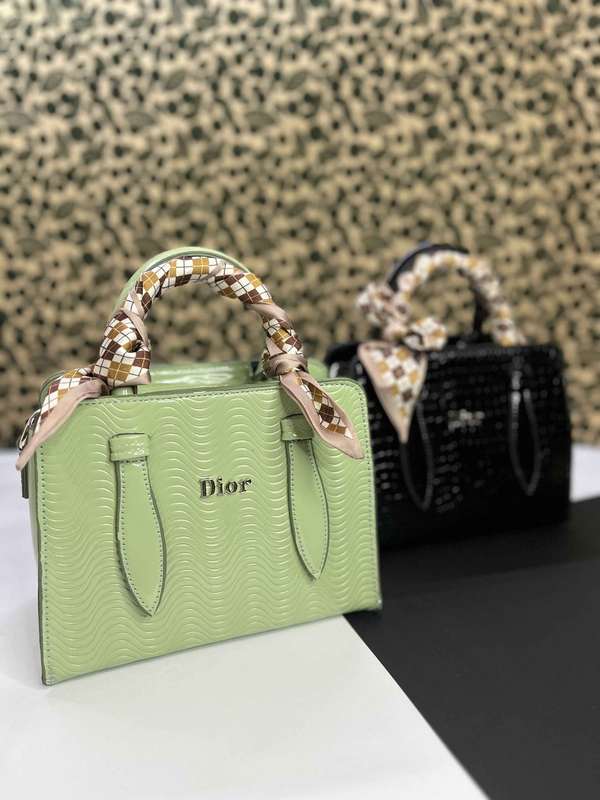 کیف زنانه چرم مصنوعی mrc90-02 طرح Dior