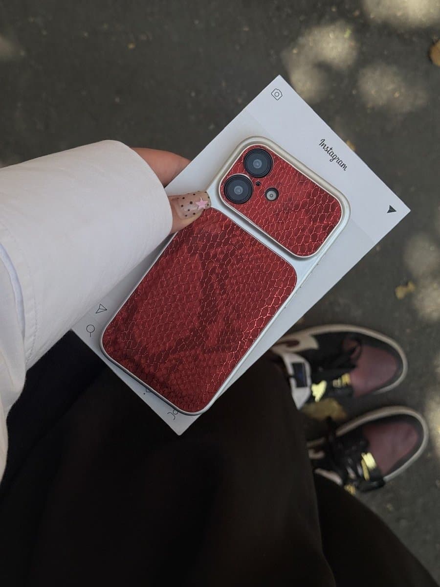 قاب Red python (کدC2300) مناسب برای iPhone 16