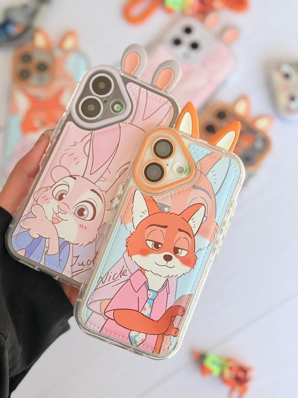 قاب Zootopia (کدC2298) مناسب برای 17 — تصویر ۲