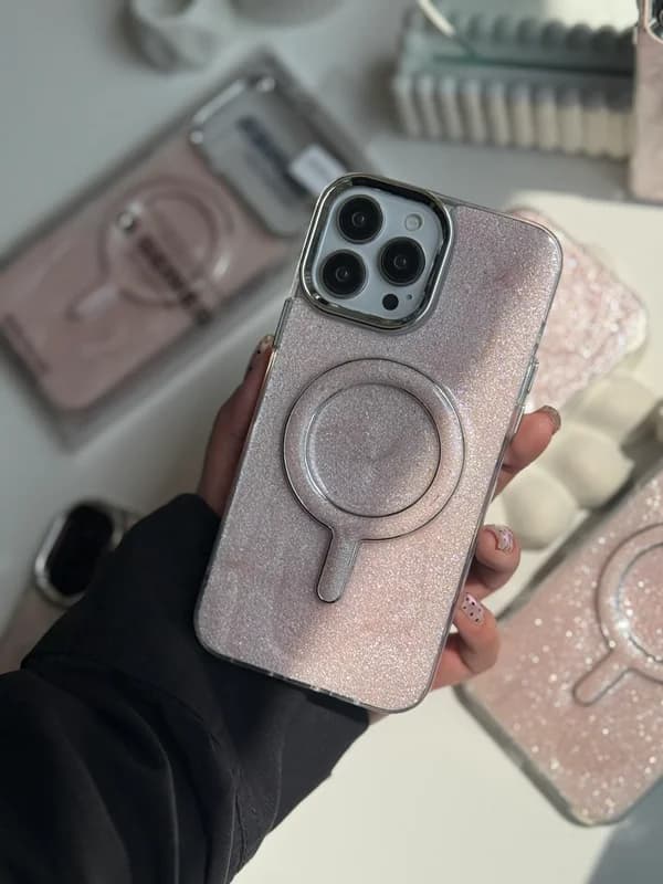 قاب شاینی صورتی Mag Safe گوشی آیفون 15 پرومکس — تصویر ۱۰
