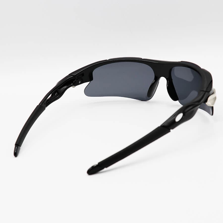 عینک ورزشی نیم فریم OAKLEY با فریم مشکی رنگ و عدسی دودی تیره مدل 806 — تصویر ۳