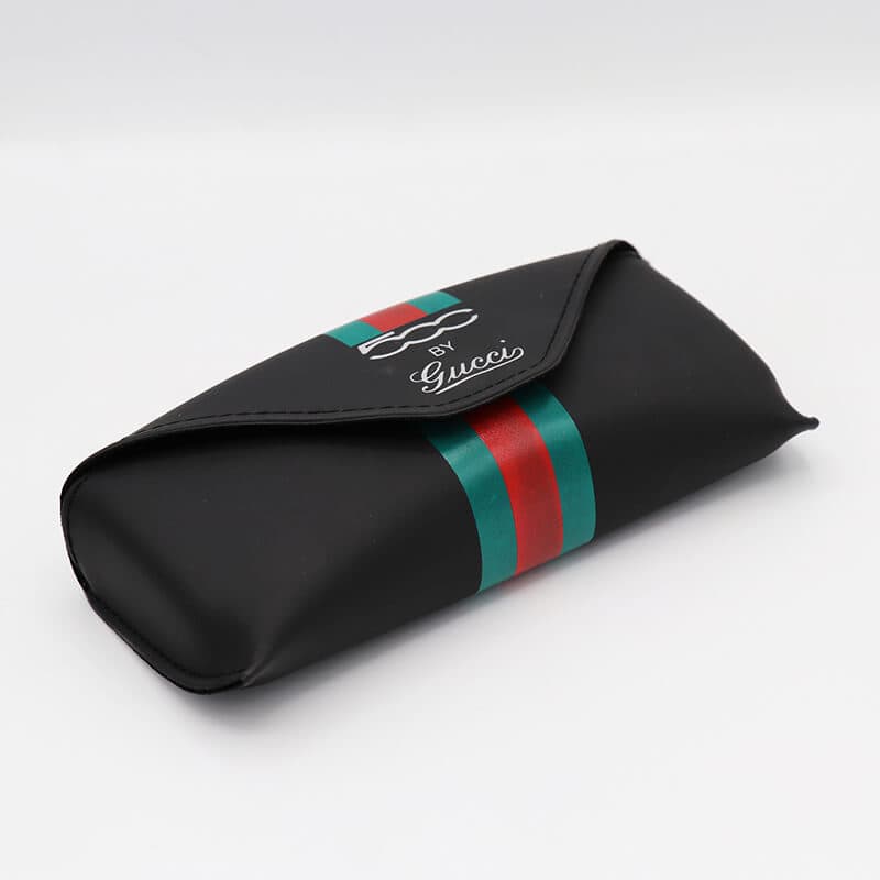 پک اورجینال عینک مشکی رنگ گوچی Gucci با تمام تجهیزات مدل 992262 — تصویر ۲
