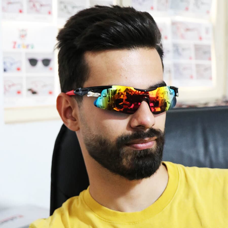 عینک ورزشی بلوکات نیم فریم OAKLEY با فریم مشکی رنگ و عدسی بی رنگ مدل 806 — تصویر ۶