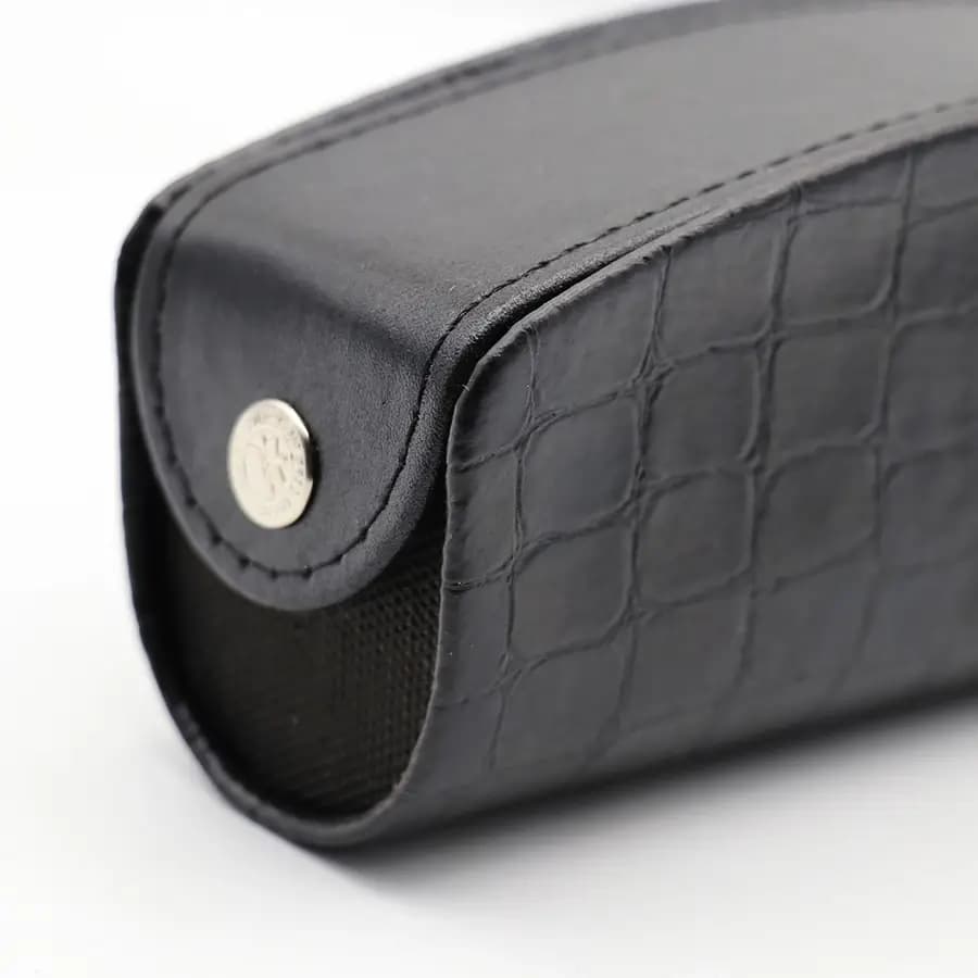 کیف عینک از جنس چرم درجه یک، شکل مستطیلی، مشکی رنگ و درب دکمه‌ای مدل 993098 — تصویر ۲