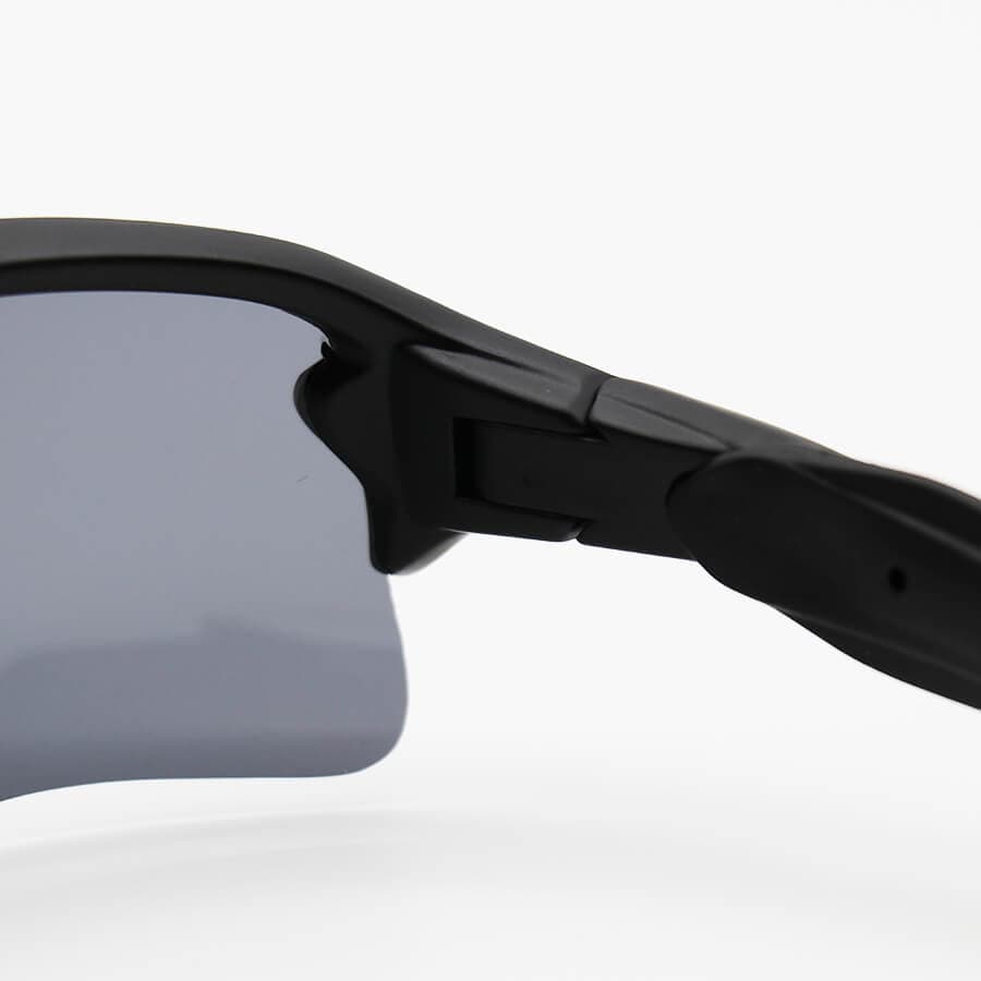 عینک ورزشی OAKLEY با فریم مشکی مات، 5 کاور لنز قابل تعویض و تجهیزات کامل مدل OO9188-1 — تصویر ۵