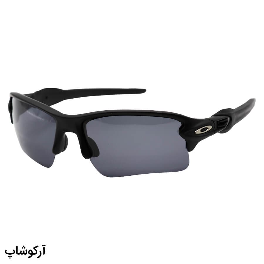 عینک ورزشی OAKLEY با فریم مشکی مات، 5 کاور لنز قابل تعویض و تجهیزات کامل مدل OO9188-1 — تصویر ۲