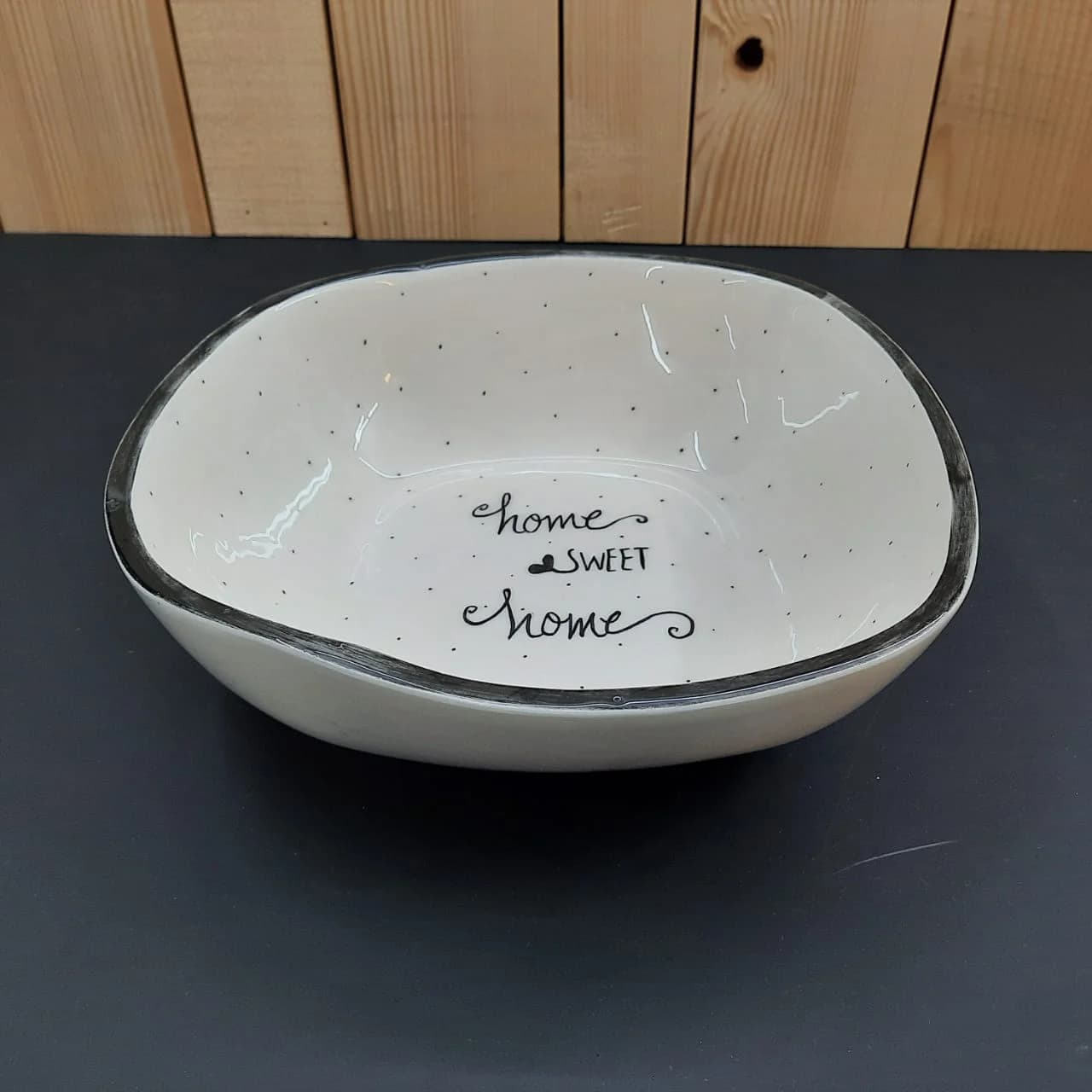 کاسه سرامیکی دست ساز طرح HOME کد 2023 — تصویر ۷