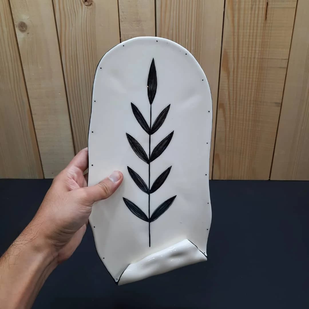 ظرف سرو سرامیکی دست ساز طرح برگ کد 837 — تصویر ۷