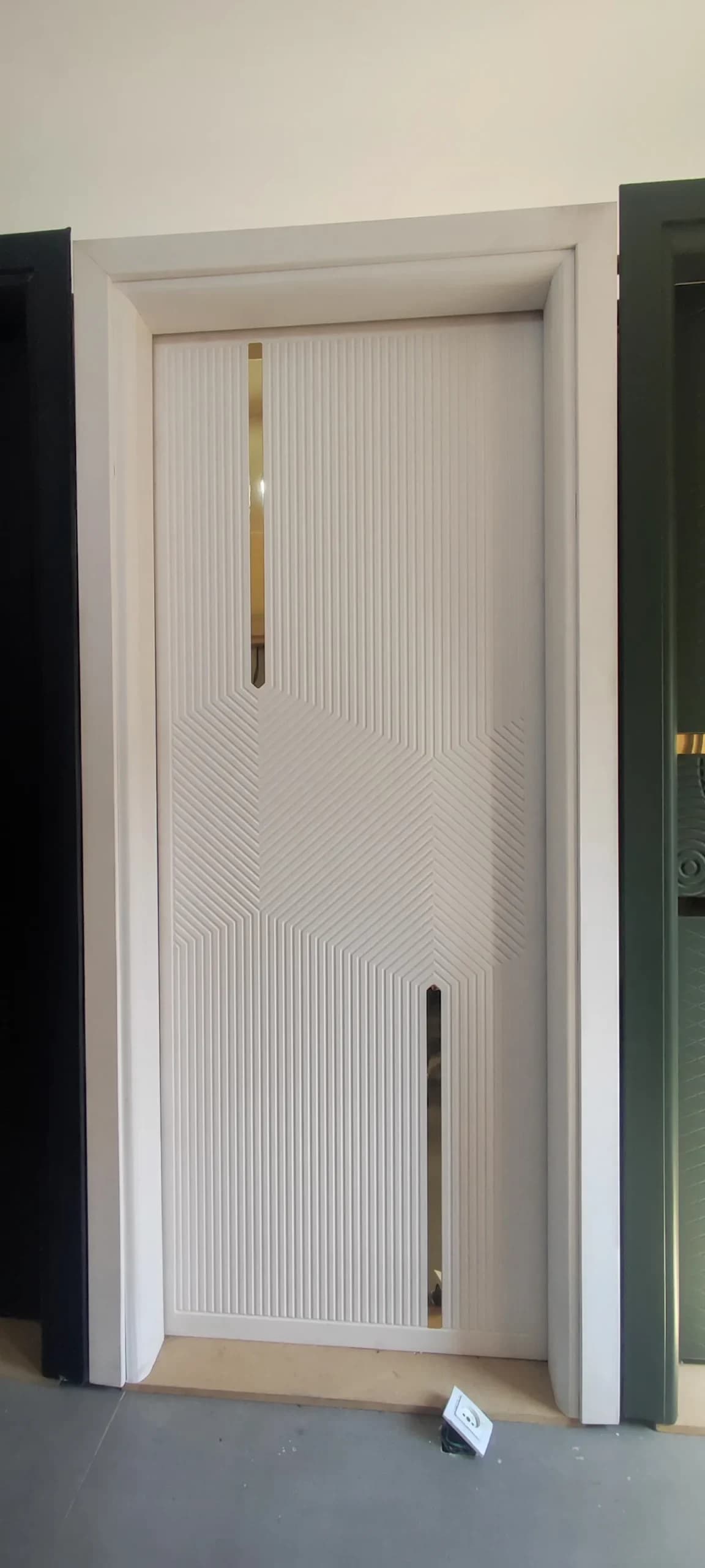 درب سفید مدرن روکش pvc سوپرمات سایز 216*90 با چهارچوب کامل کد 30248 — تصویر ۲