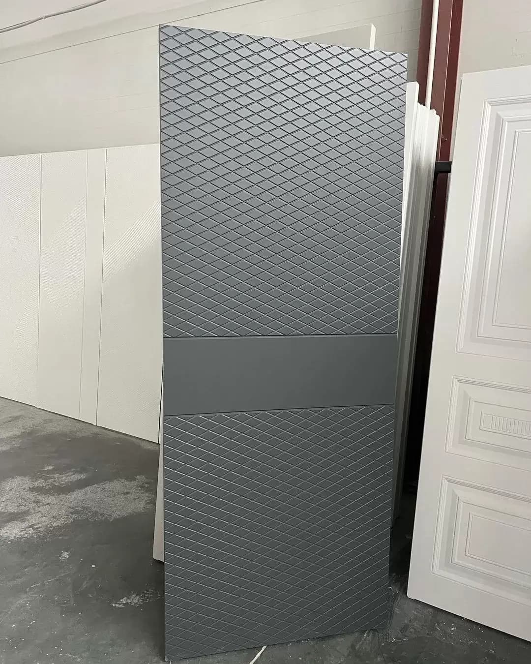درب اتاقی MDF طوسی طرح لوزی کد 30212 — تصویر ۴