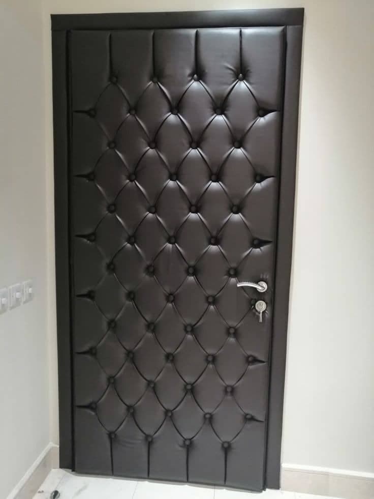 درب آکوستیک لمسه ضد صدا چرم مشکی دست دوز سایز 80*200کد 11354 — تصویر ۳