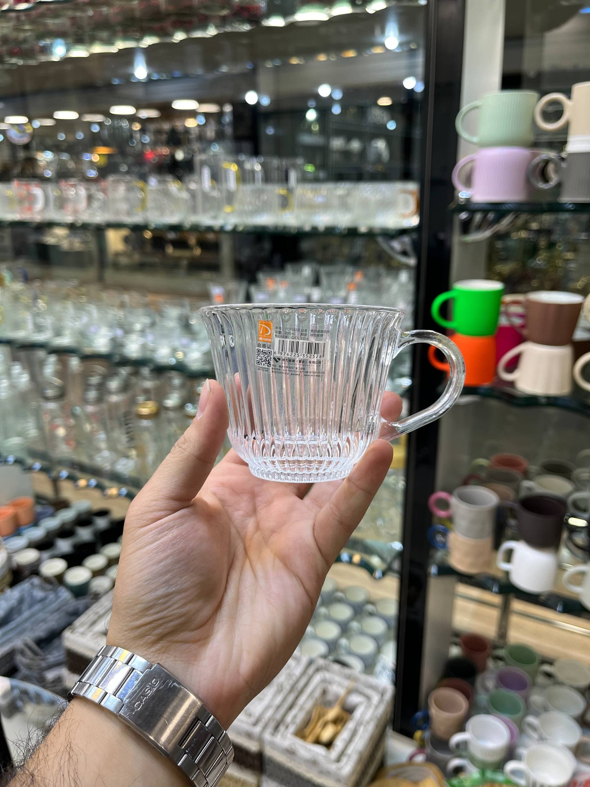 ليوان ٦ تايى طرح ونيز پايه كوتاه 220 ميل Deli