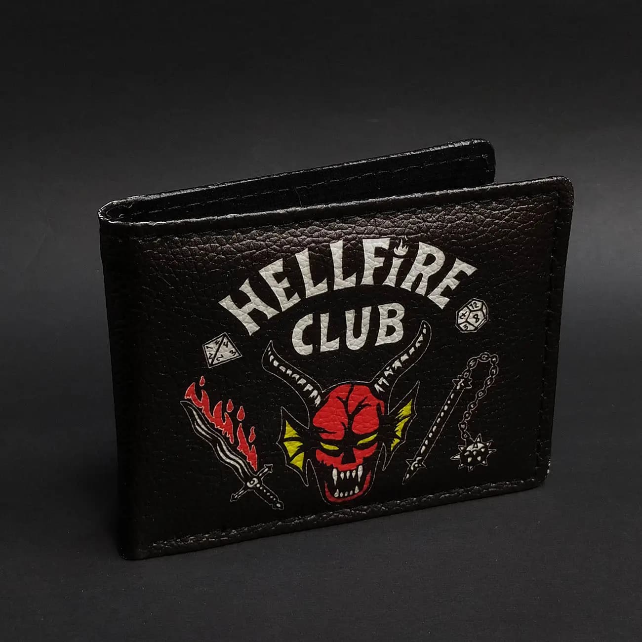 کیف پول چاپی طرح Hell Fire Club | کیف پول فانتزی استرنجر تینگز Stranger Things با طراحی کلاب جهنمی — تصویر ۲