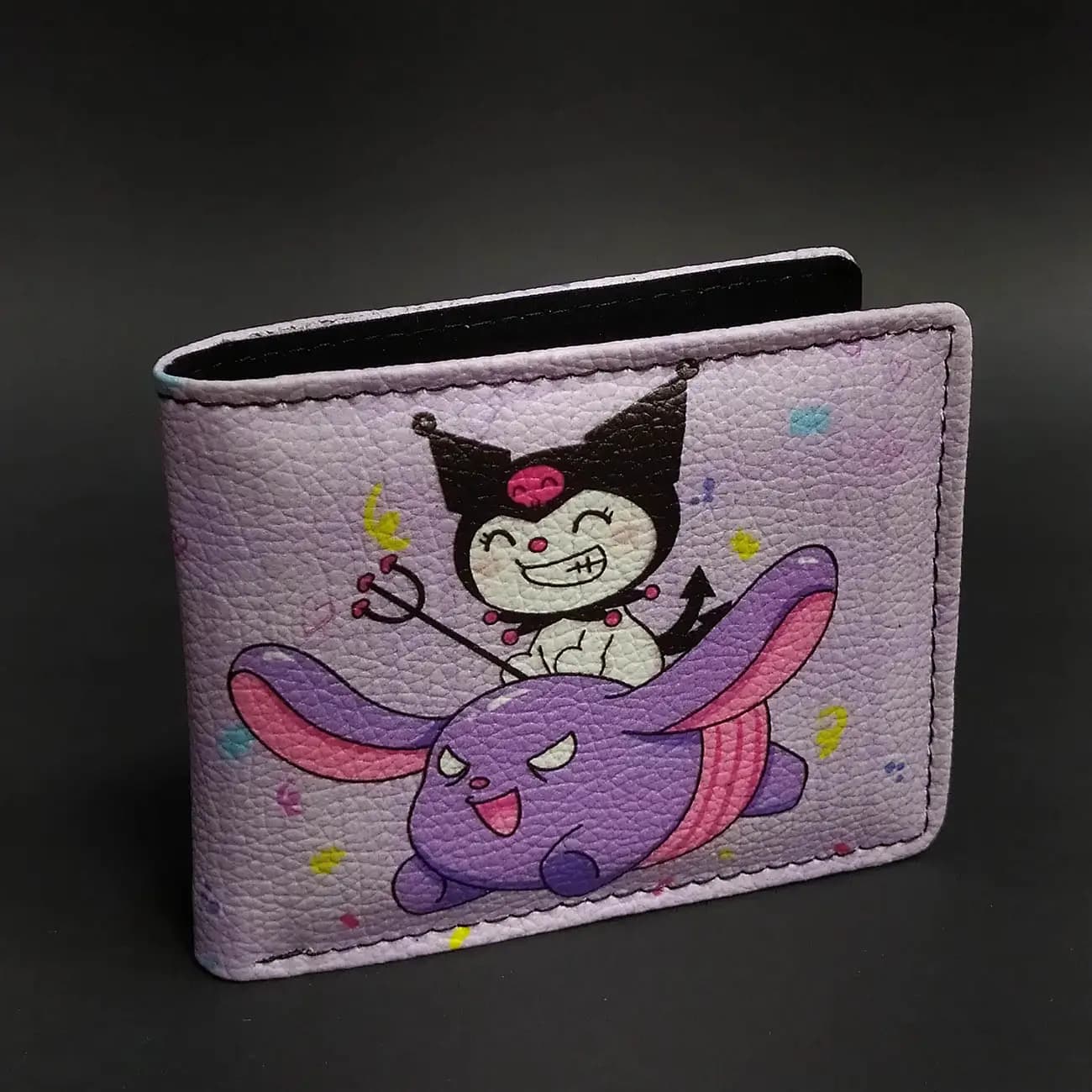 کیف پول چاپی طرح Kuromi کرومی و خرگوش بنفش Sanrio | کیف پول فانتزی دخترانه با طراحی کیوت و خاص