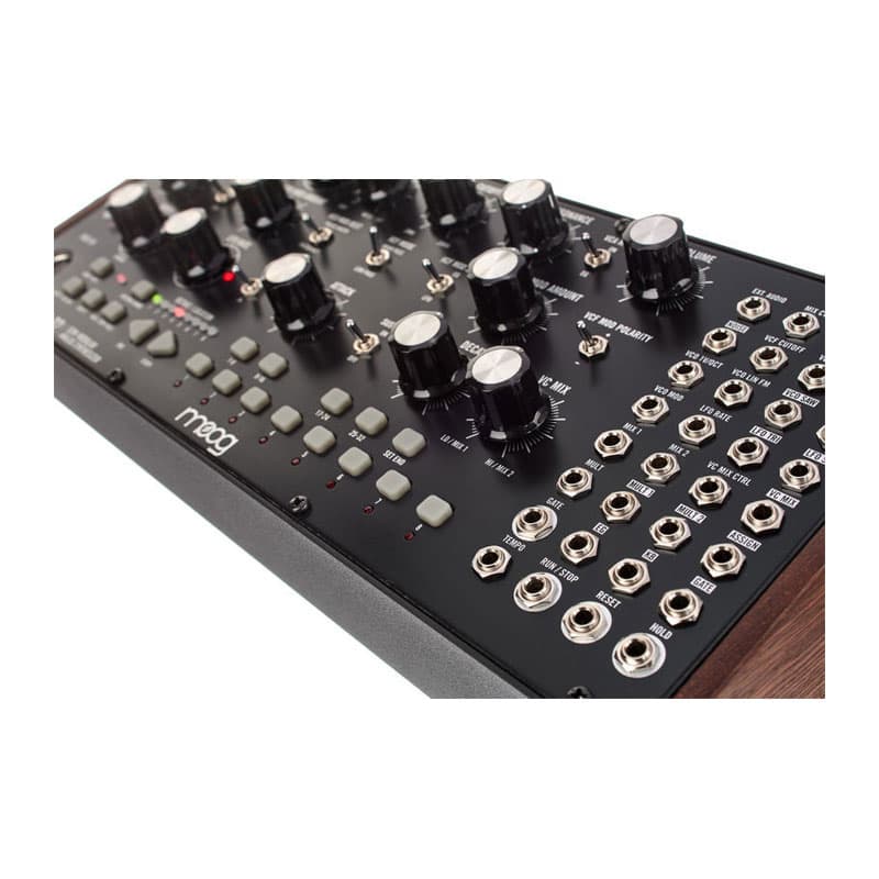 سینتی سایزر Mother-32 — تصویر ۸