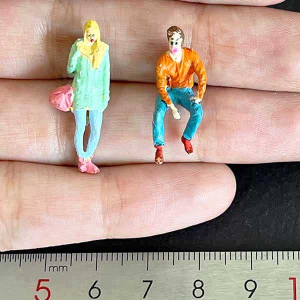 ماکت مینیاتوری آدمک 3ـ2.5 سانتیمتر بسته 2 عددی کد ۱