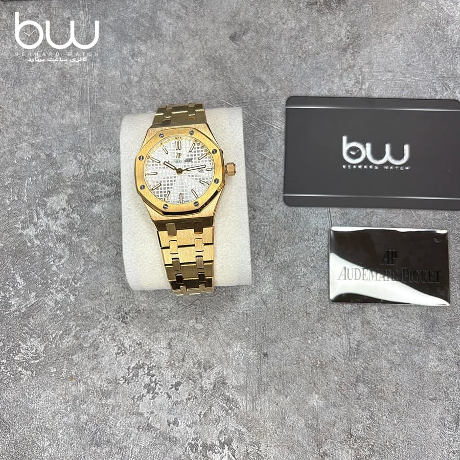 ساعت مچی اودمار پیگه زنانه مدل Royal Oak Selfwinding 4005 — تصویر ۵