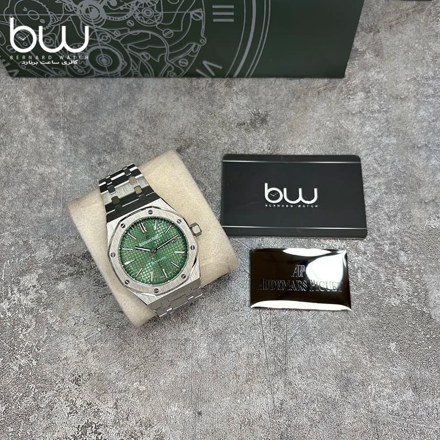 ساعت مچی اودمار پیگه مردانه مدل Royal Oak Selfwinding 4022 — تصویر ۵