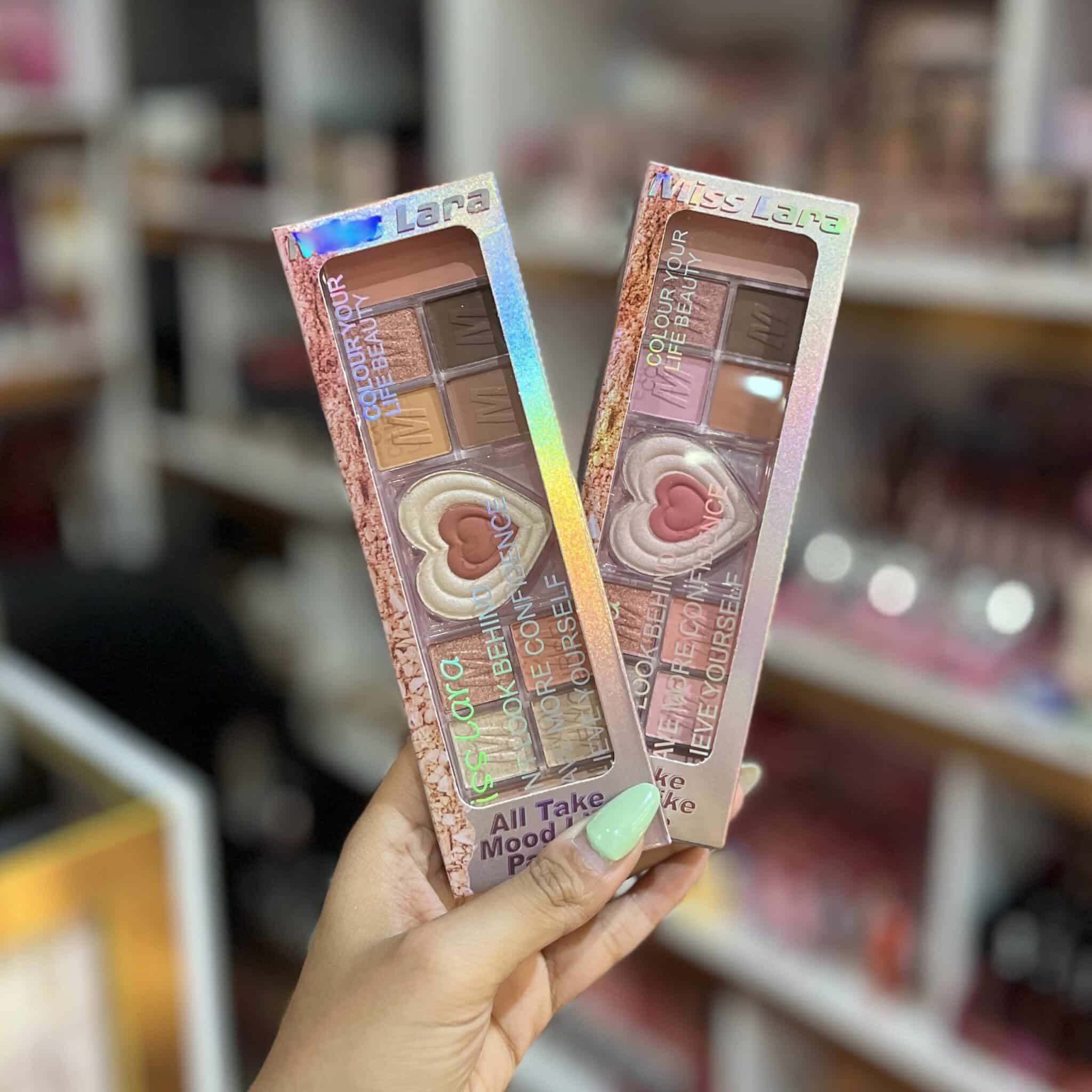 پالت سایه قلبی میس لارا Miss Lara Heart Eyeshadow Palette