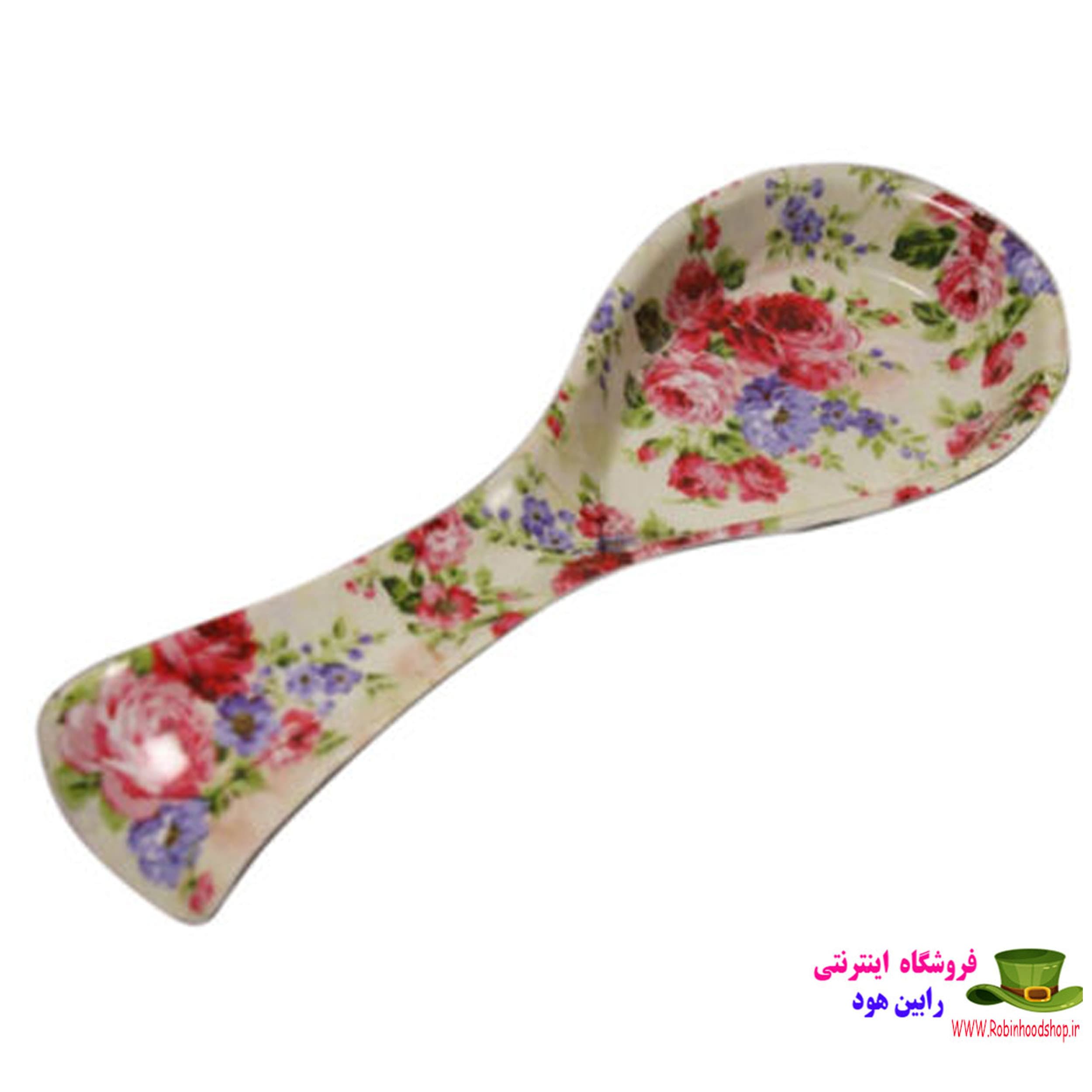 زیر قاشقی کنار گاز کارن