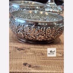 ست هفت سین مسی گلبرگ کروم (سرویس کامل آینه شمعدان گلبرگ و 6 پیاله اطلس و پیش دستی سبزه) نقره ای زنجان — تصویر ۶