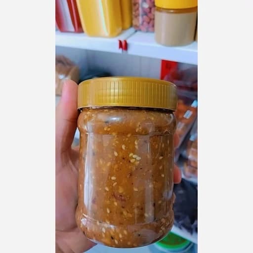 معجون عسلی با 8 مغز و ژل رویال