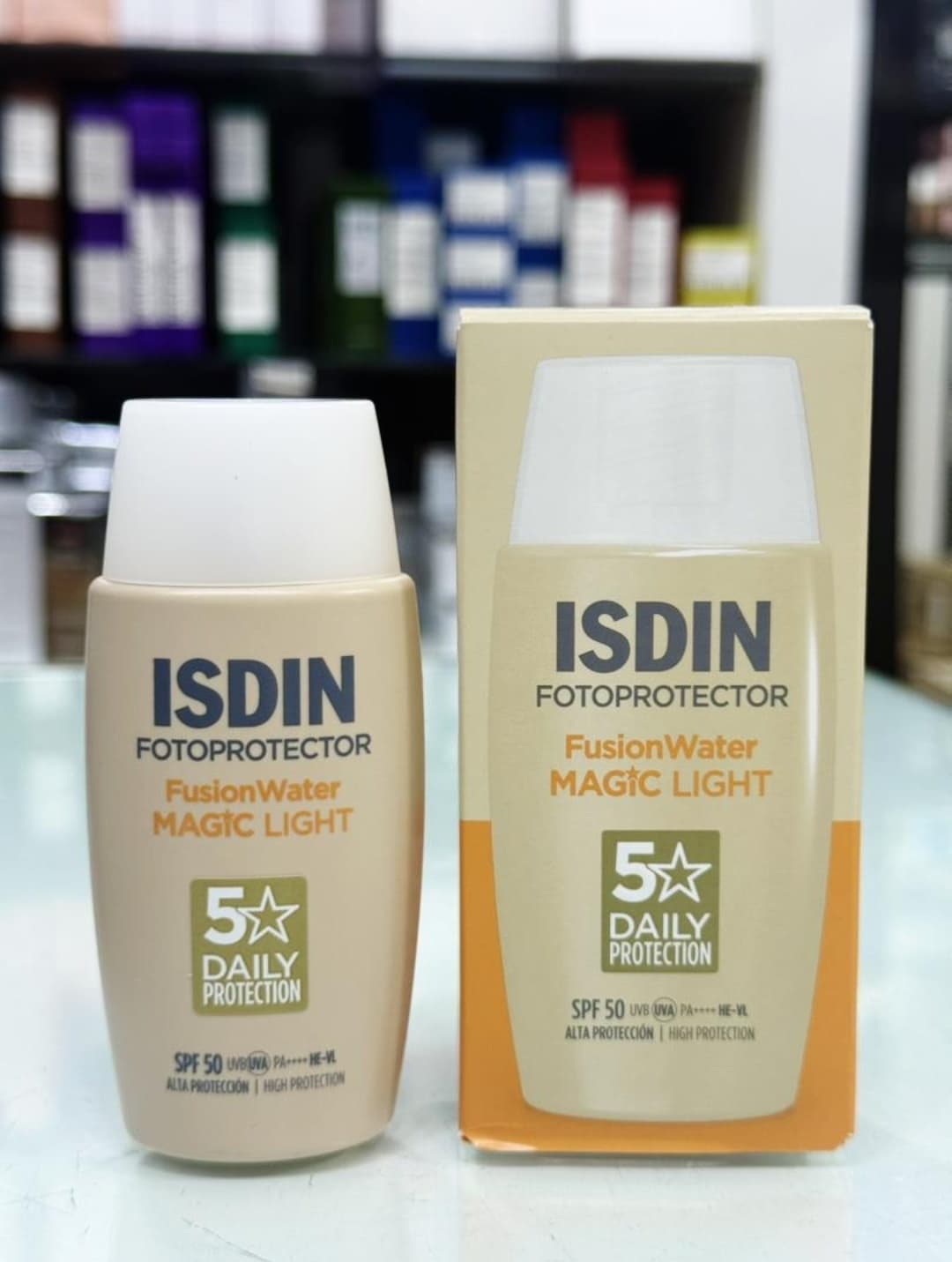 ضد آفتاب ایزدین فوتوپروتکتور فیوژن واتر مجیک لایت SPF 50 ISDIN Fotoprotector Fusion Water MAGIC Light SPF 50 (اورجینال)