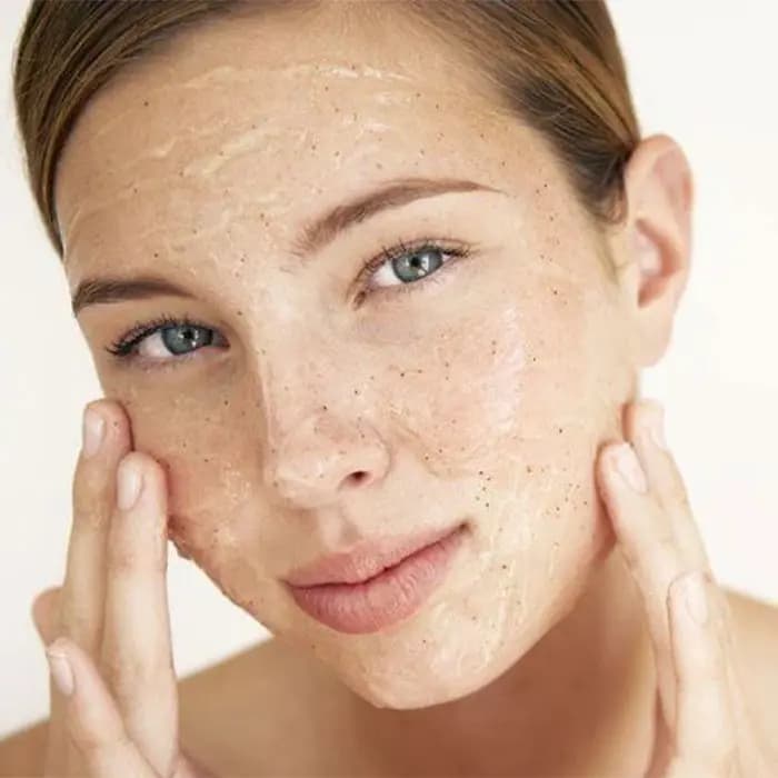 ژل اسکراب لایه بردار دکتر بلتر 75 میل — تصویر ۳