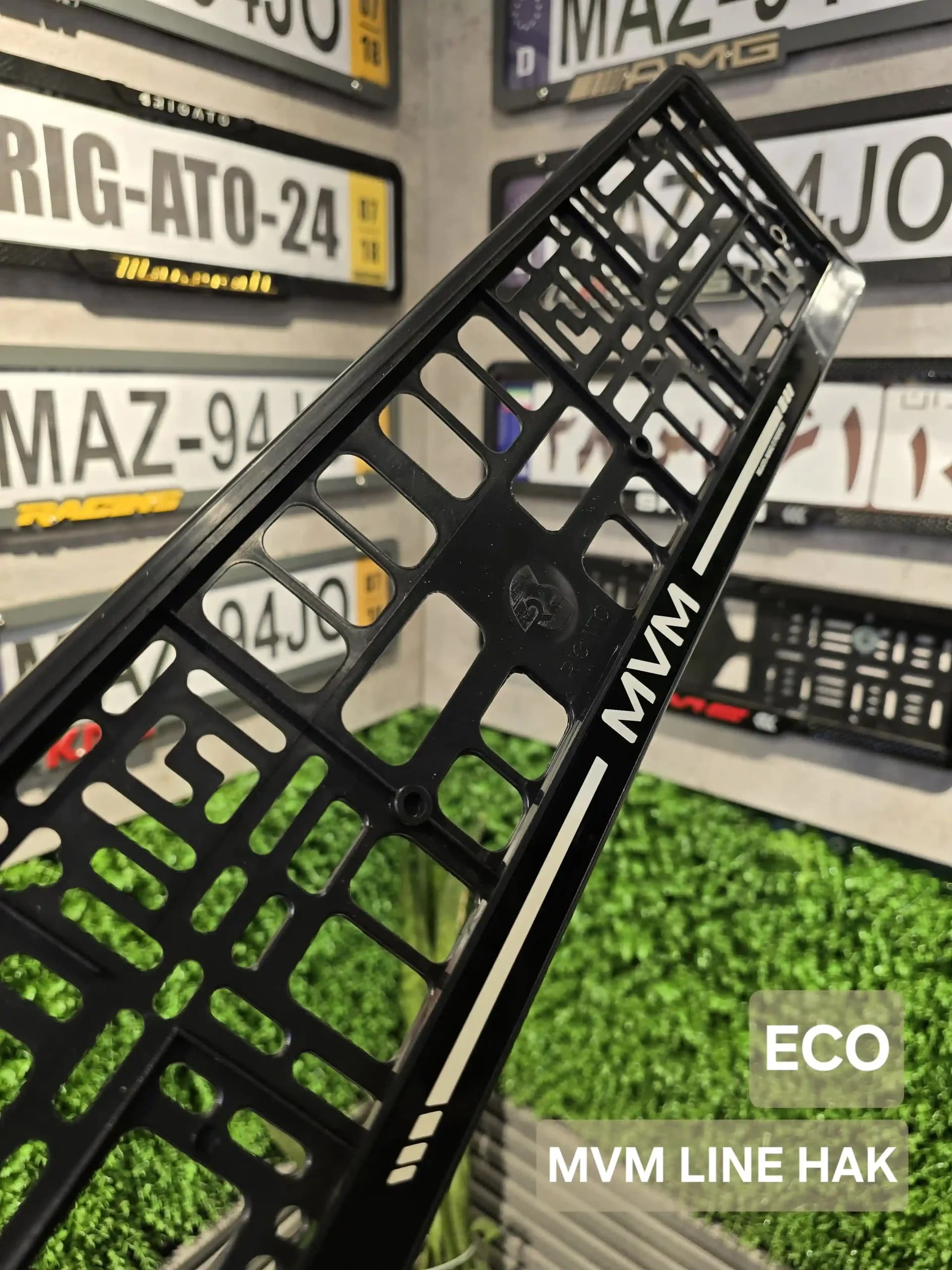 یک جفت قاب پلاک MVM line hak ECO