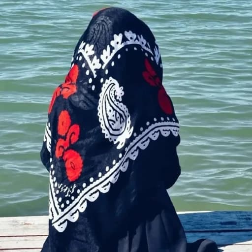 شال و روسری گلونی، نخ ابریشم، یک و نیم متری لطیف و باکیفیت با رنگهای شفاف و روشن — تصویر ۲