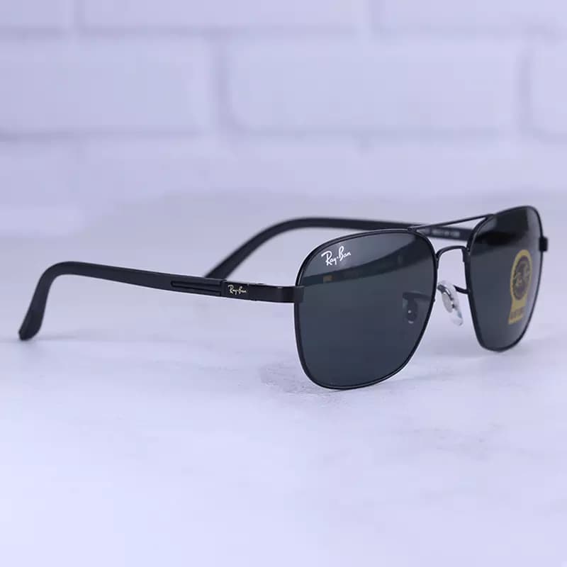 عینک آفتابی ری بن فریم فلزی مربع مشکی RB 5707/1 — تصویر ۴