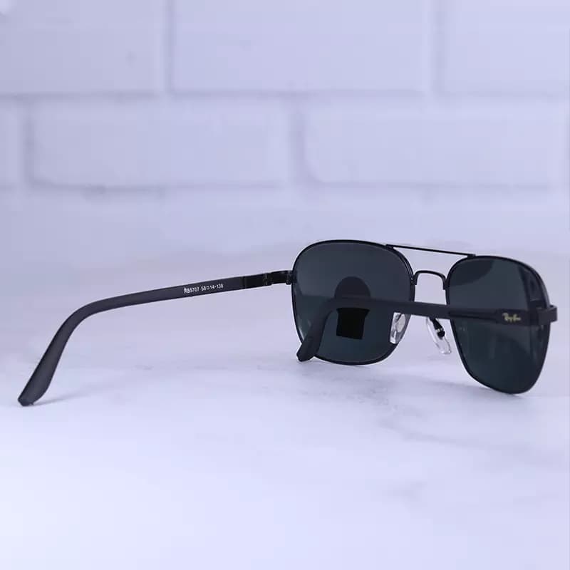 عینک آفتابی ری بن فریم فلزی مربع مشکی RB 5707/1 — تصویر ۳