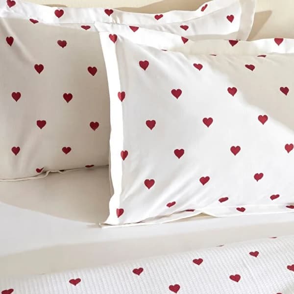 سرویس روتختی دو نفره کاراجا هوم مدل Amour قرمز — تصویر ۲