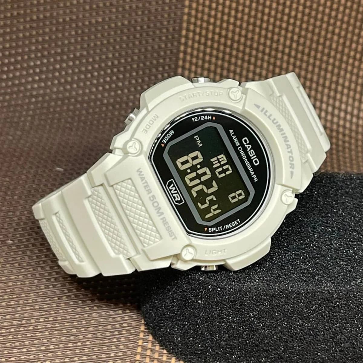 ساعت مچی کاسیو CASIO W-219HC-8BV — تصویر ۳